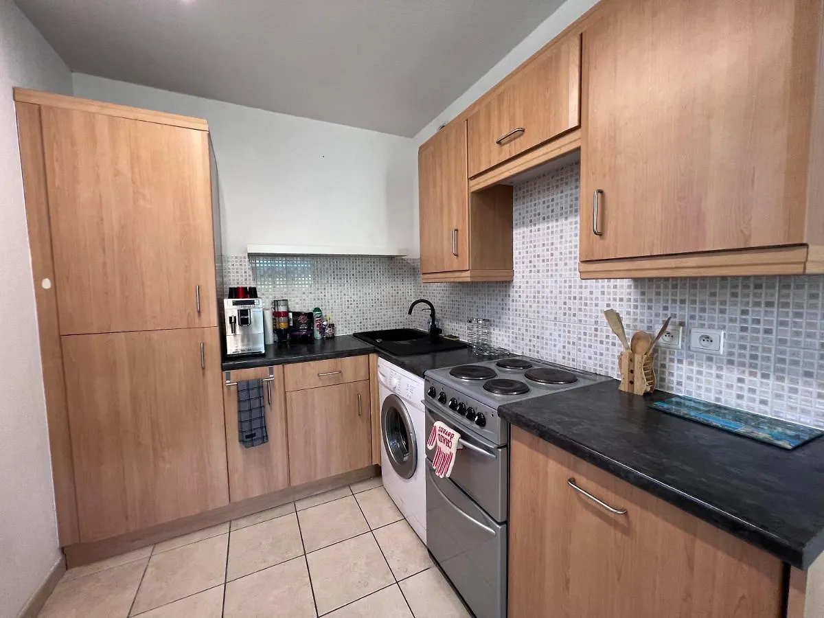 Appartement T2 Avec Jardin Prive, Piscine Et Barbecue Lorgues Apartment