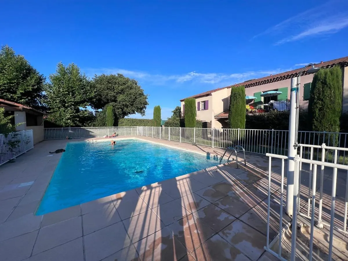 Appartement T2 Avec Jardin Prive, Piscine Et Barbecue Lorgues 0*,