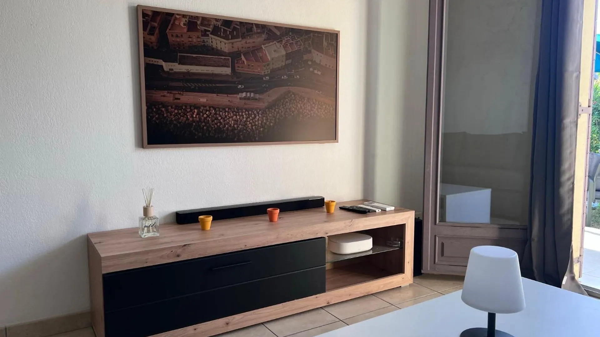 Appartement T2 Avec Jardin Prive, Piscine Et Barbecue Lorgues 0*,  France
